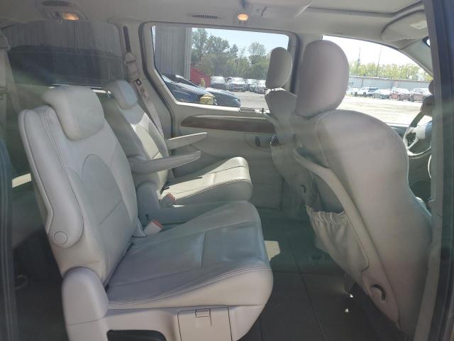 Photo 11 from auction – 2006 CHRYSLER TOWN & COU with VIN 2A4GP64L96R798654