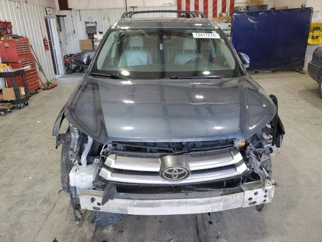 Photo 5 from auction – 2017 TOYOTA HIGHLANDER with VIN 5TDJZRFH4HS448407