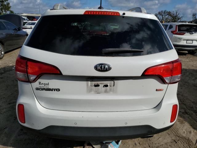 Photo 6 from auction – 2015 KIA SORENTO LX with VIN 5XYKT3A60FG625179