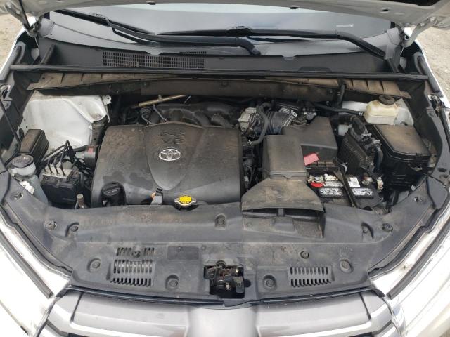 Photo 12 from auction – 2017 TOYOTA HIGHLANDER with VIN 5TDKZRFH9HS519475