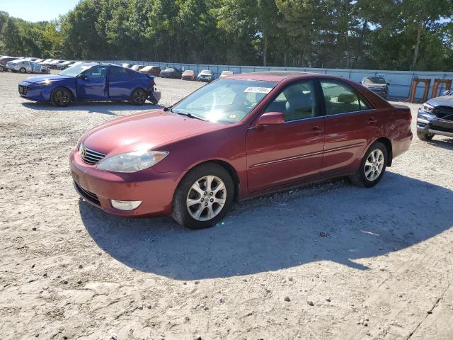 TOYOTA CAMRY LE 2005 with VIN 4T1BF30K85U089547 - Photo from auction