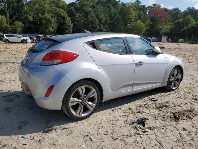 Zdjęcie 3 z aukcji – 2016 HYUNDAI VELOSTER z VIN KMHTC6AD8GU272996