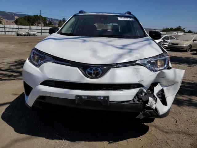Photo 5 from auction – 2018 TOYOTA RAV4 LE with VIN JTMZFREV2JJ198655