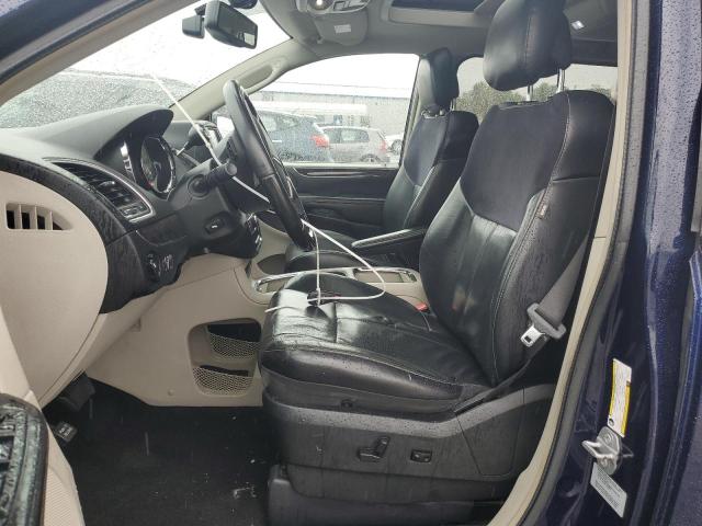 Photo 7 from auction – 2015 CHRYSLER TOWN & COU with VIN 2C4RC1GG2FR506113