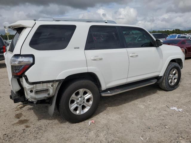 Photo 3 from auction – 2016 TOYOTA 4RUNNER SR with VIN JTEZU5JR0G5114840