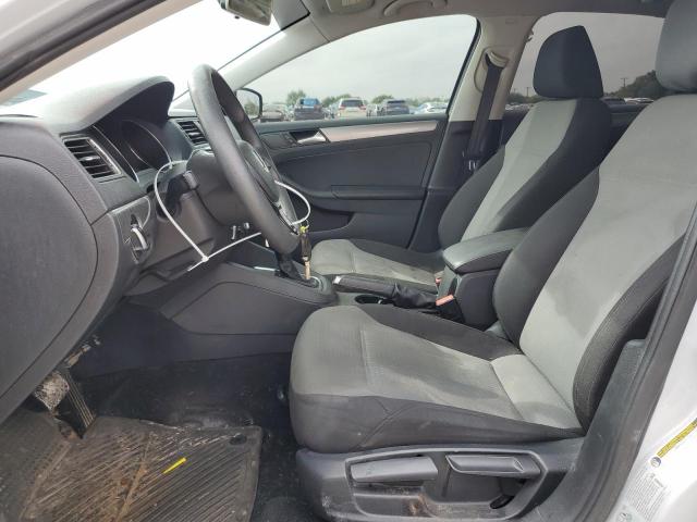 Photo 7 from auction – 2017 VOLKSWAGEN JETTA S with VIN 3VW2B7AJ8HM393870