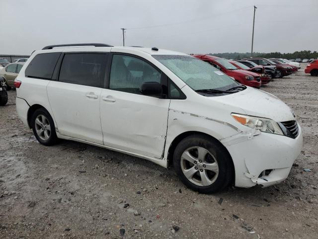 Photo 4 from auction – 2015 TOYOTA SIENNA LE with VIN 5TDKK3DC4FS584854