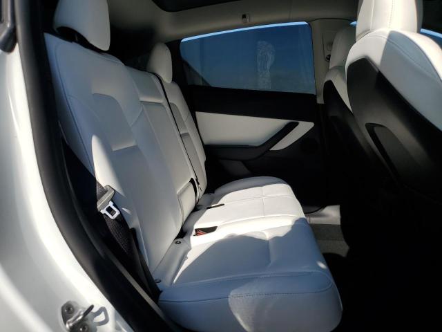 Photo 11 from auction – 2022 TESLA MODEL Y with VIN 7SAYGDEF2NF469055