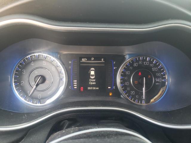 Photo 9 from auction – 2015 CHRYSLER 200 LIMITE with VIN 1C3CCCAB6FN713412