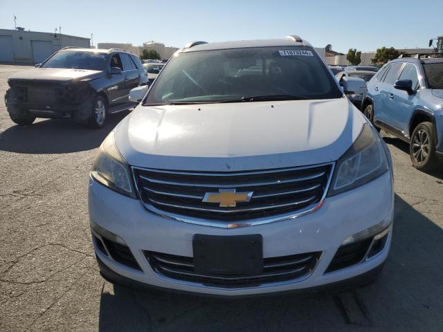 Photo 5 from auction – 2017 CHEVROLET TRAVERSE L with VIN 1GNKRGKD8HJ143055