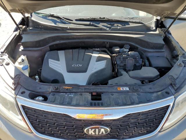 Photo 12 from auction – 2015 KIA SORENTO LX with VIN 5XYKTDA76FG606697