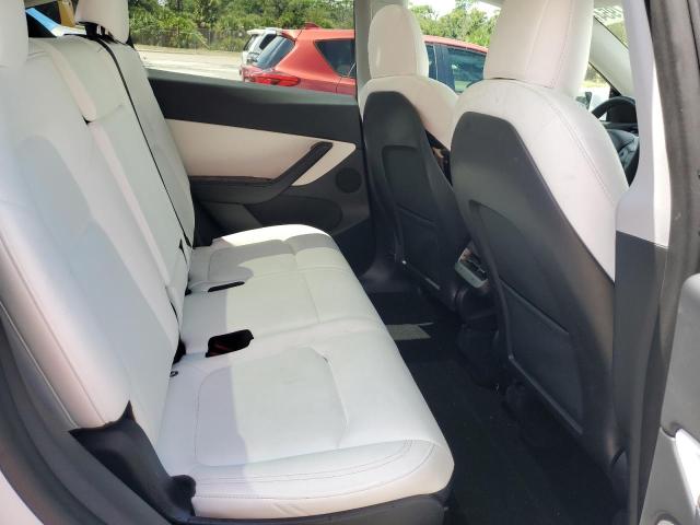 Photo 10 from auction – 2021 TESLA MODEL Y with VIN 5YJYGAEE4MF266931
