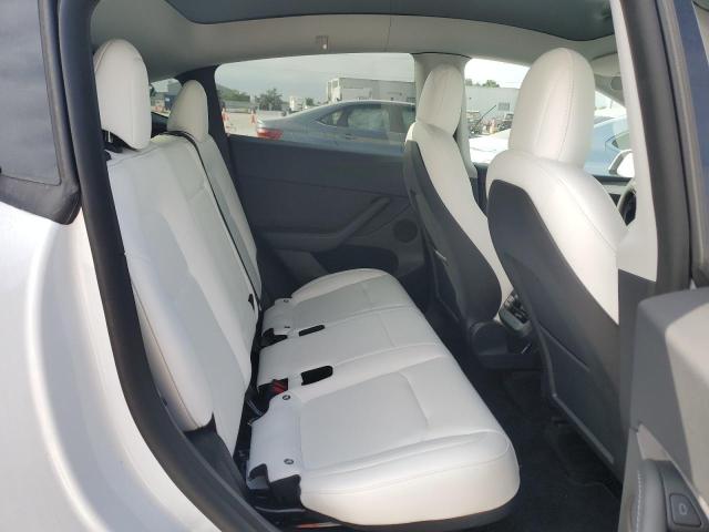 Photo 11 from auction – 2022 TESLA MODEL Y with VIN 7SAYGDEF5NF543777