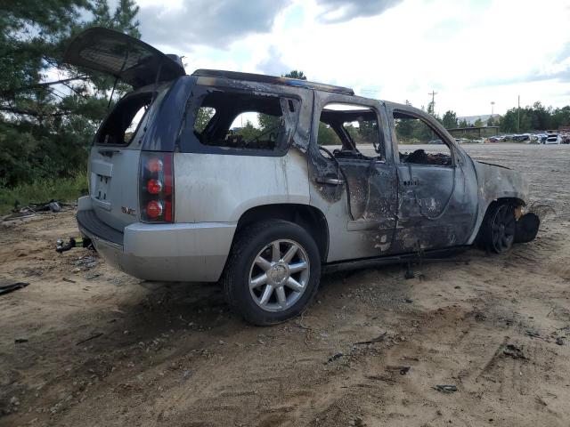 Photo 3 from auction – 2010 GMC YUKON DENA with VIN 1GKUKEEF5AR165047