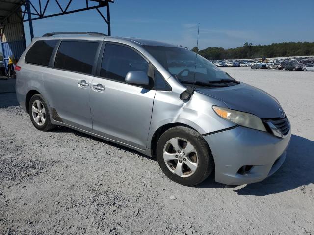 Photo 4 from auction – 2011 TOYOTA SIENNA LE with VIN 5TDKK3DC1BS041360