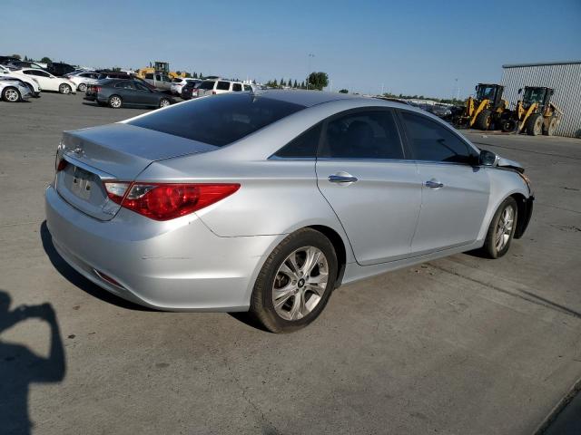 Photo 3 from auction – 2011 HYUNDAI SONATA SE with VIN 5NPEC4AC6BH265329