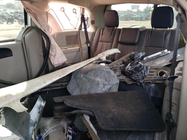 Photo 10 from auction – 2014 CHRYSLER TOWN & COU with VIN 2C4RC1BG0ER441980