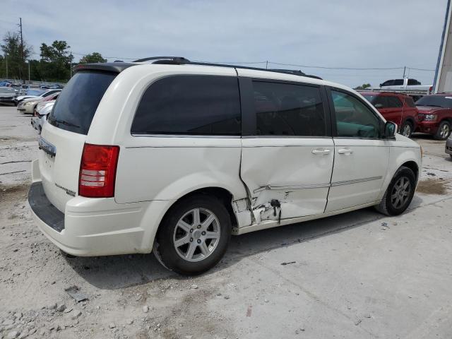 Photo 3 from auction – 2010 CHRYSLER TOWN & COU with VIN 2A4RR5D17AR432048