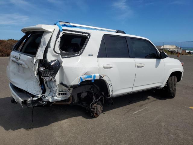 Photo 3 from auction – 2019 TOYOTA 4RUNNER SR with VIN JTEBU5JR1K5729956