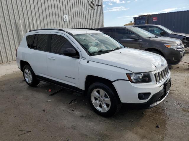 Снимка 4 от търг – 2015 JEEP COMPASS SP с VIN 1C4NJCBA8FD285073