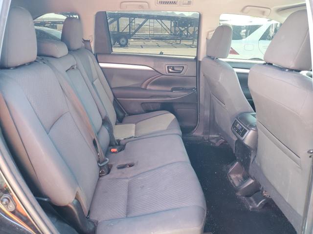 Photo 11 from auction – 2017 TOYOTA HIGHLANDER with VIN 5TDZARFH5HS032358