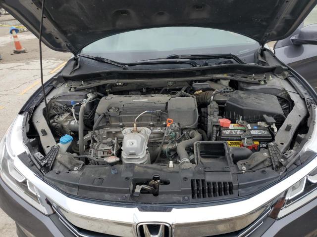 Photo 11 from auction – 2017 HONDA ACCORD EXL with VIN 1HGCR2F98HA042587