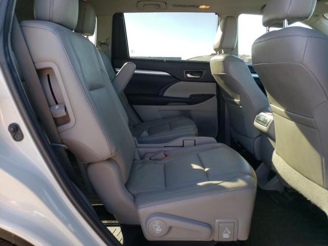 Photo 11 from auction – 2016 TOYOTA HIGHLANDER with VIN 5TDJKRFH0GS307904