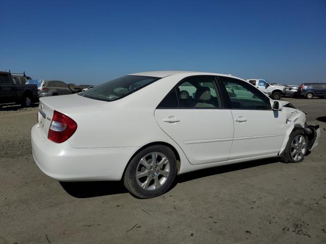 Photo 3 from auction – 2004 TOYOTA CAMRY LE with VIN JTDBE30K240269104