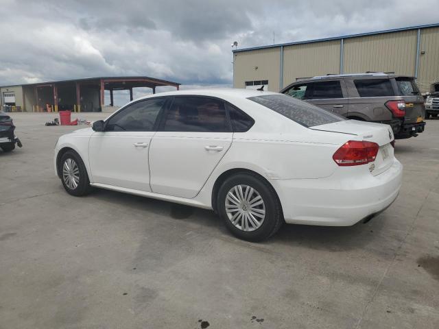 Photo 2 from auction – 2015 VOLKSWAGEN PASSAT S with VIN 1VWAS7A39FC022941