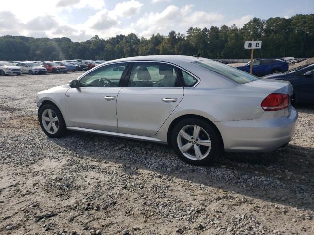 Photo 2 from auction – 2015 VOLKSWAGEN PASSAT S with VIN 1VWAT7A31FC096724