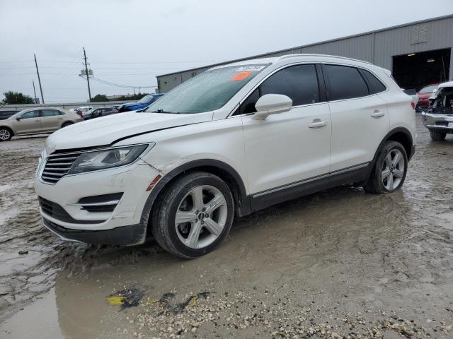 Photo 1 from auction – 2016 LINCOLN MKC PREMIE with VIN 5LMCJ1C99GUJ15525