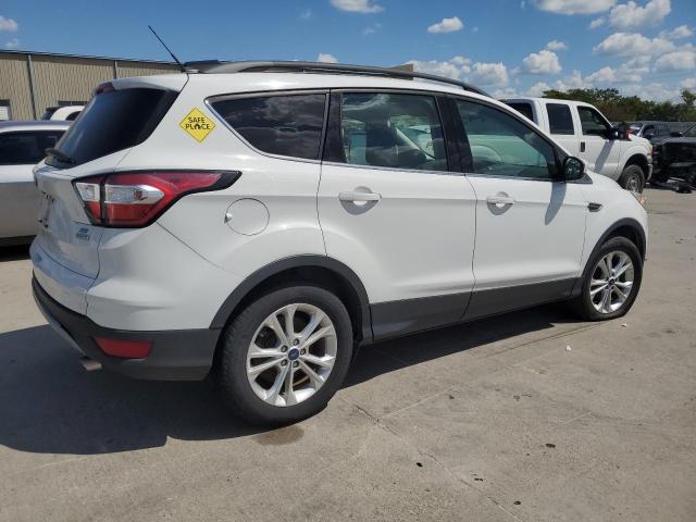 Photo 3 from auction – 2018 FORD ESCAPE SE with VIN 1FMCU0GD7JUB29031