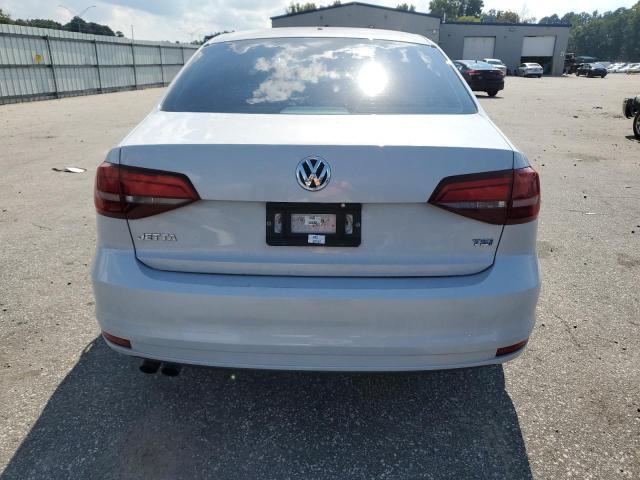 Photo 6 from auction – 2017 VOLKSWAGEN JETTA S with VIN 3VW2B7AJ1HM405275