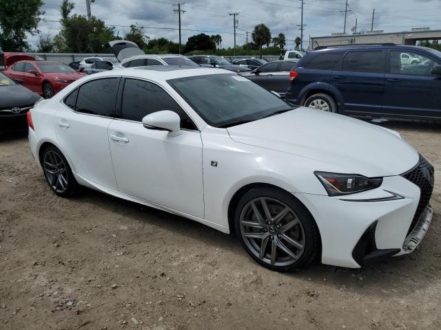 Photo 4 from auction – 2017 LEXUS IS 300 with VIN JTHCM1D21H5020290