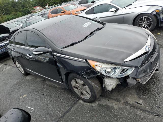 Photo 4 from auction – 2012 HYUNDAI SONATA HYB with VIN KMHEC4A42CA025787