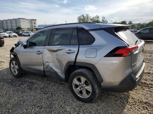 Photo 2 from auction – 2019 TOYOTA RAV4 XLE with VIN JTMW1RFVXKD031623