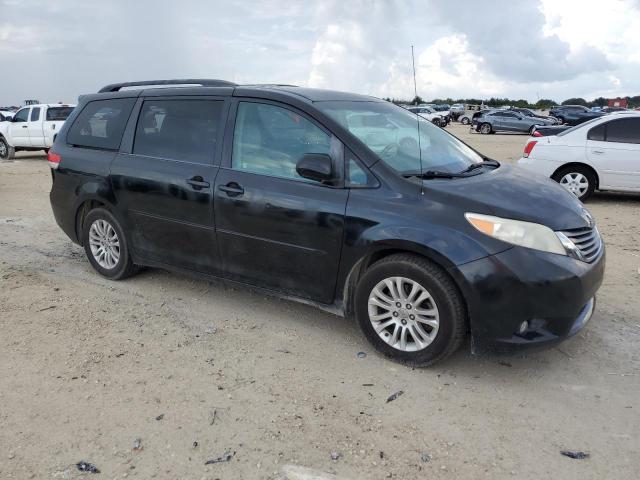 Photo 4 from auction – 2012 TOYOTA SIENNA XLE with VIN 5TDYK3DC1CS255468