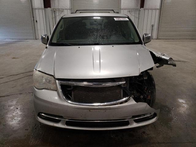 Photo 5 from auction – 2011 CHRYSLER TOWN & COU with VIN 2A4RR8DG3BR775298