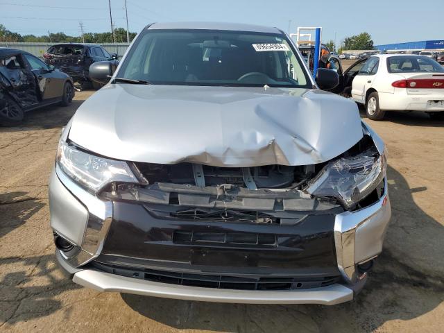Photo 5 from auction – 2018 MITSUBISHI OUTLANDER with VIN JA4AD2A39JZ017447