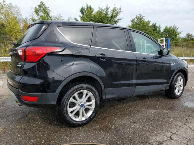 Photo 3 from auction – 2019 FORD ESCAPE SE with VIN 1FMCU9GD2KUA58214