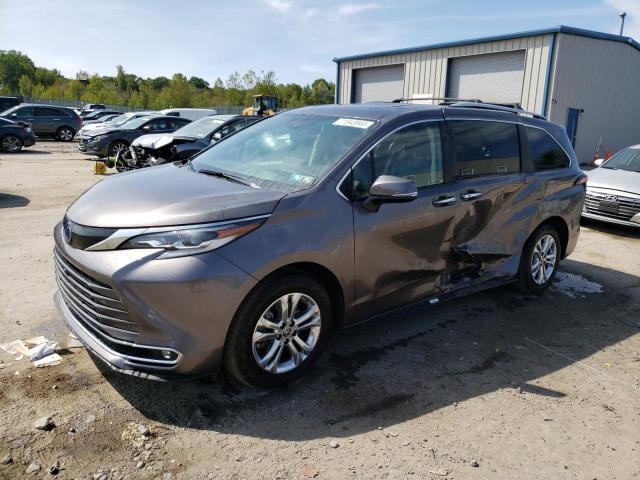 TOYOTA SIENNA LIM 2022 with VIN 5TDESKFC9NS050624 - Photo from auction