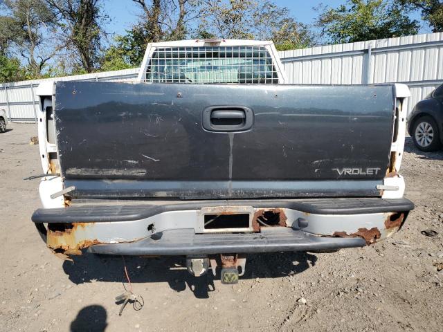 Photo 6 from auction – 2005 CHEVROLET SILVERADO with VIN 1GCHK24U15E330309