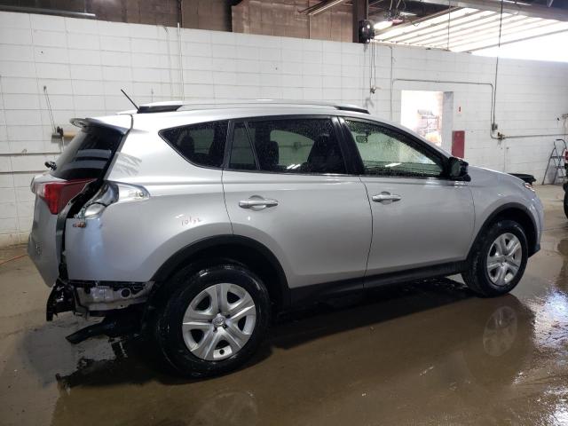 Photo 3 from auction – 2015 TOYOTA RAV4 LE with VIN JTMBFREV6FJ026010