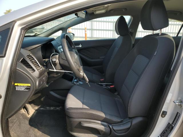 Photo 7 from auction – 2017 KIA FORTE LX with VIN 3KPFL4A75HE150368