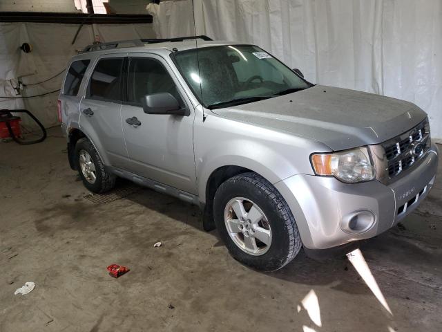 Photo 4 from auction – 2010 FORD ESCAPE XLS with VIN 1FMCU9C73AKD12734