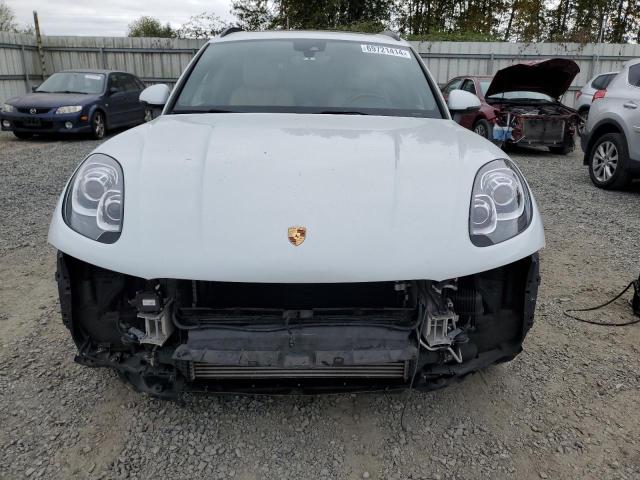 Photo 5 from auction – 2017 PORSCHE MACAN with VIN WP1AA2A52HLB02884