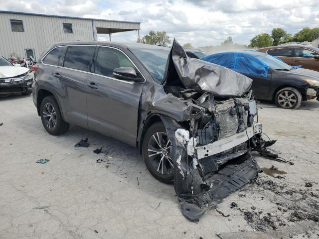 Photo 4 from auction – 2018 TOYOTA HIGHLANDER with VIN 5TDBZRFH0JS838611