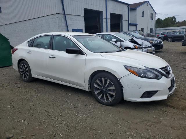 Photo 4 from auction – 2018 NISSAN ALTIMA 2.5 with VIN 1N4AL3AP4JC174880
