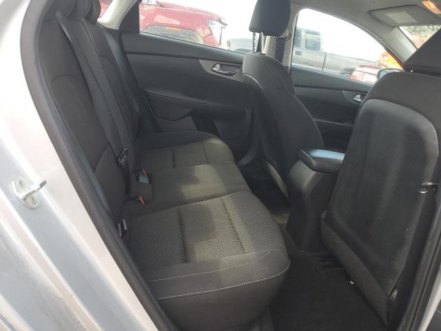 Photo 10 from auction – 2021 KIA FORTE FE with VIN 3KPF24AD5ME326161