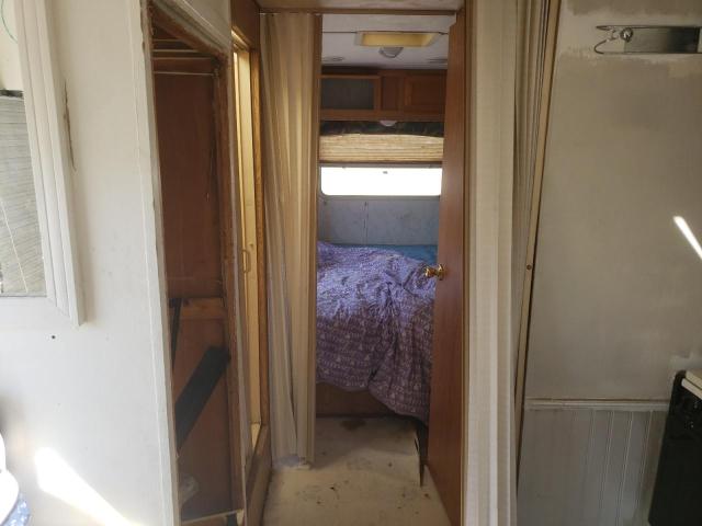 Photo 6 from auction – 1997 FORD ECONLINE with VIN 1FDKE30G0THB25185